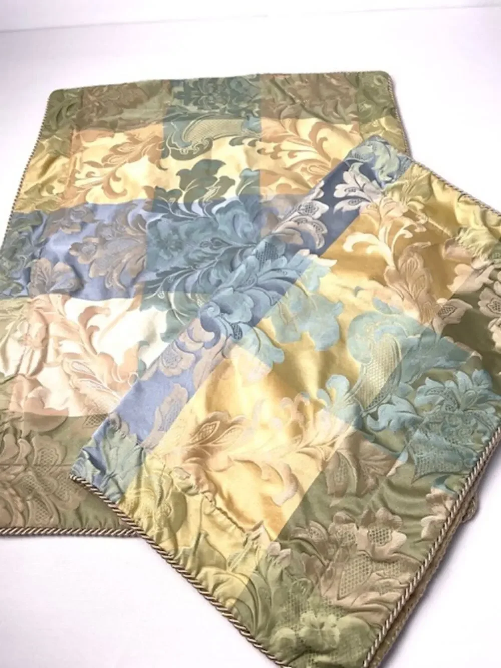 JCPenney Standard Pillow Sham Pair 21x27 Jacquard Hollywood Regency Blue Green